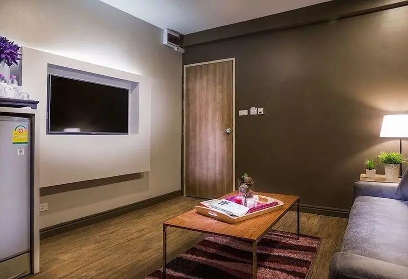 Hotel Ratchada Point