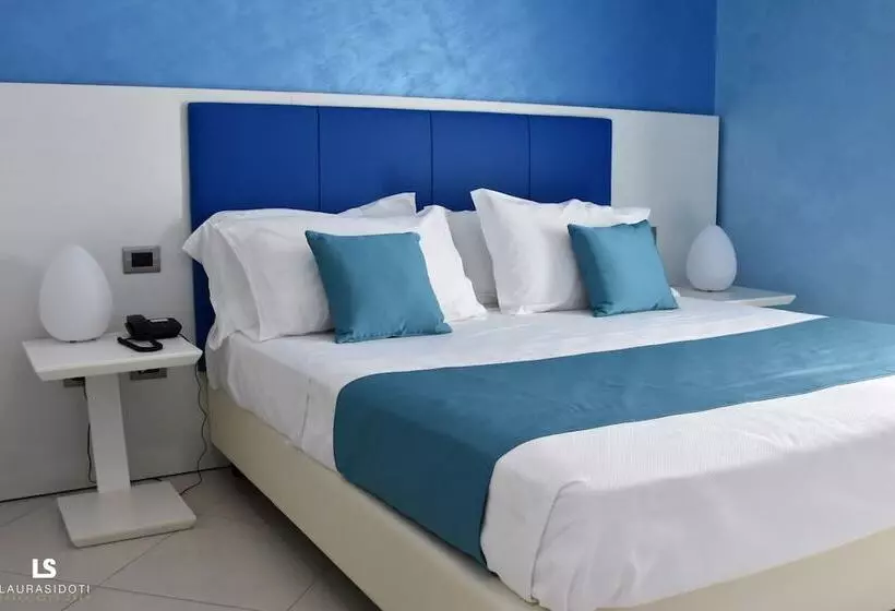 Отель Riviera Azzurra