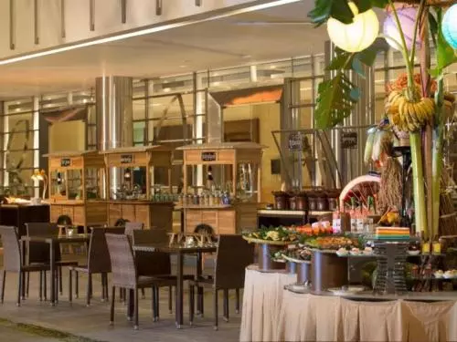 בית מלון כפרי Santika Premiere Kota Harapan Indah