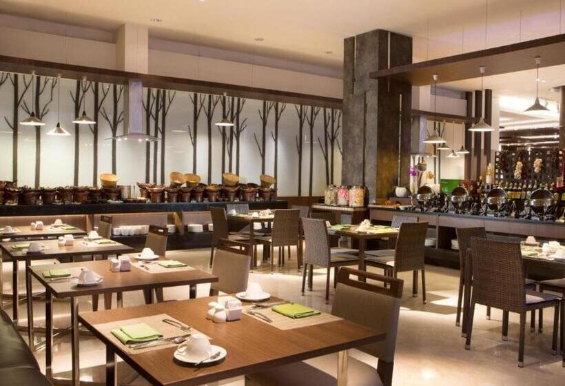 فندق Santika Premiere Kota Harapan Indah