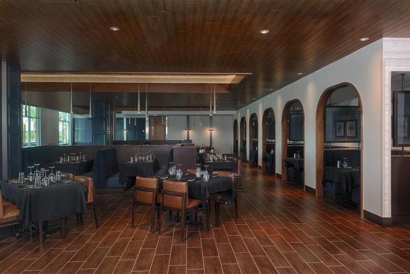 Sheraton Mesa Hotel At Wrigleyville West