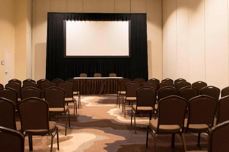 Sheraton Mesa Hotel At Wrigleyville West