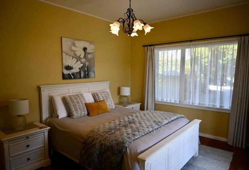 فندق St Leonards Vineyard Cottages