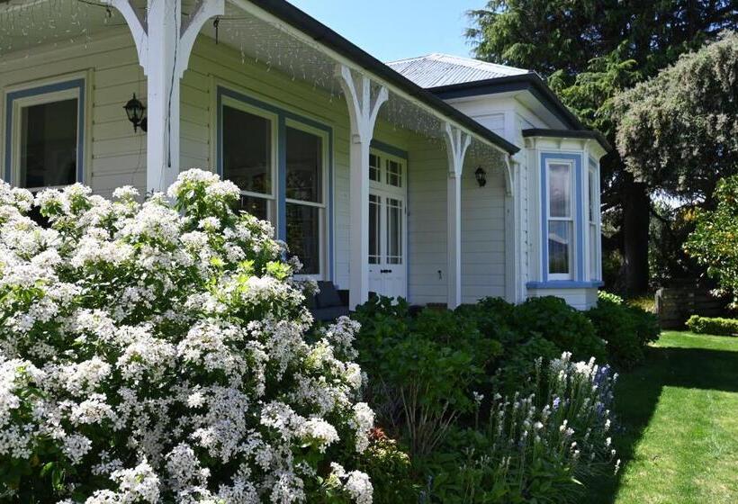 فندق St Leonards Vineyard Cottages