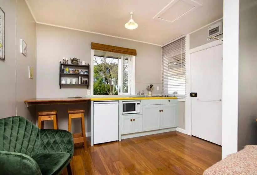 Otel St Leonards Vineyard Cottages