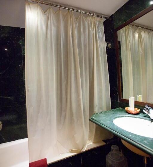 酒店 The Oasis  Vadodara