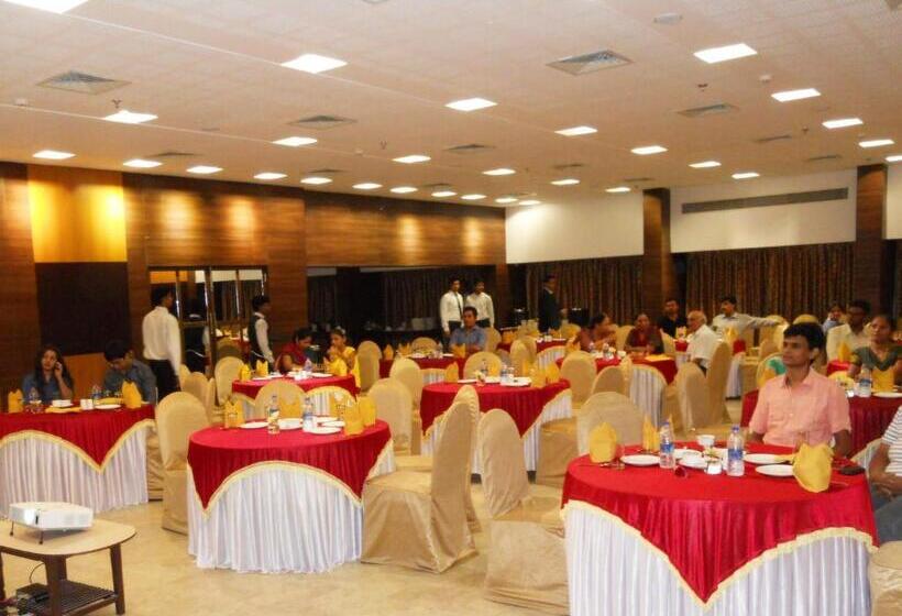 酒店 The Oasis  Vadodara