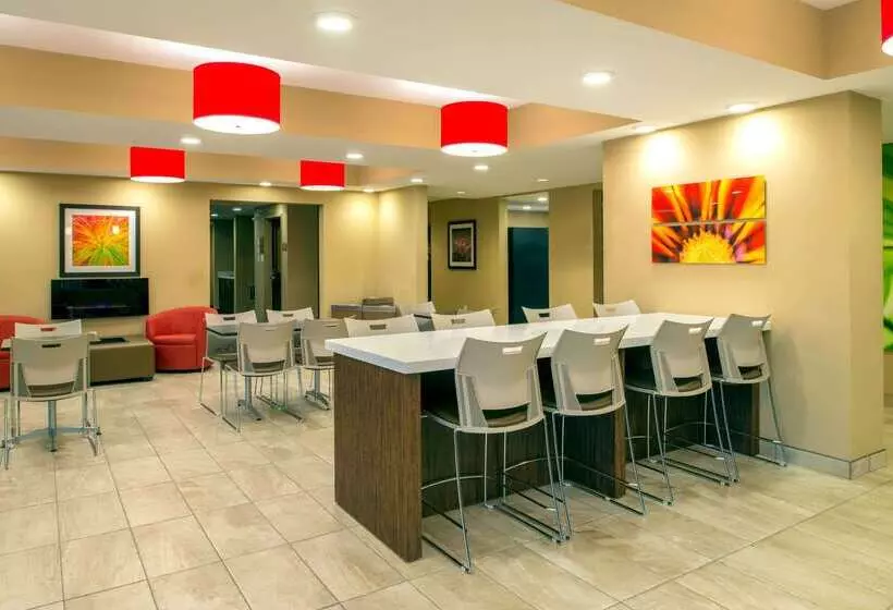 Microtel Inn & Suites By Wyndham Red Deer