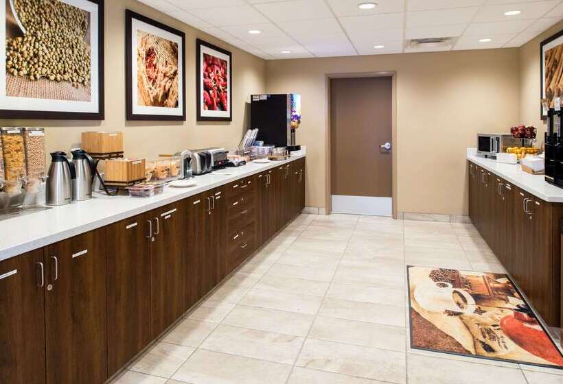 Microtel Inn & Suites By Wyndham Red Deer