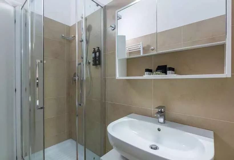 פנסיון Oriana Homèl Roma