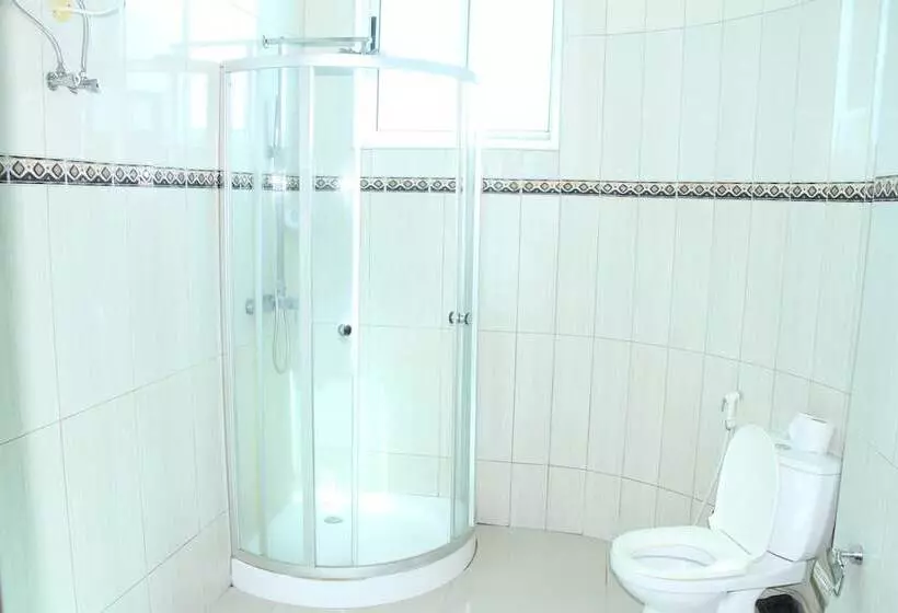 Safina Hotel & Apartments