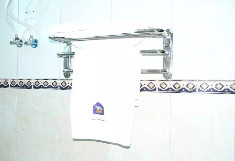 Safina Hotel & Apartments