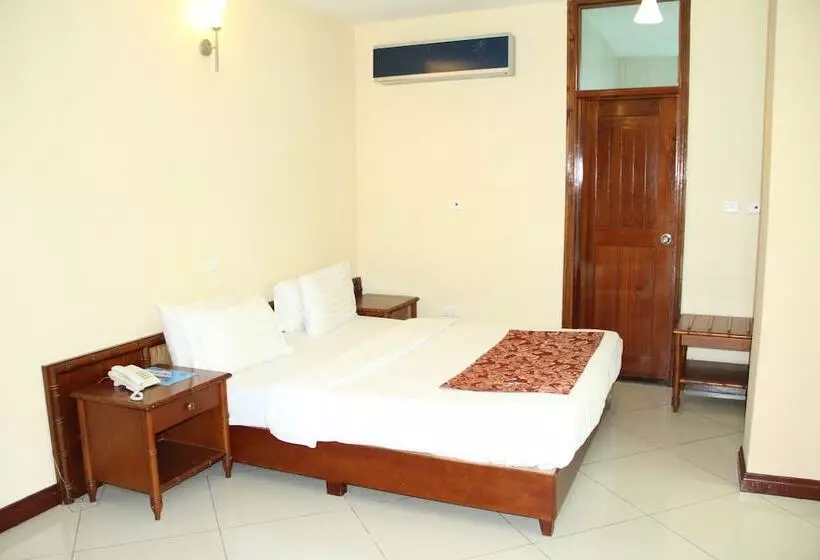 Safina Hotel & Apartments