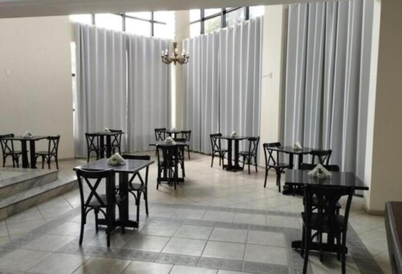 Summit Inn Hotel Pouso Alegre