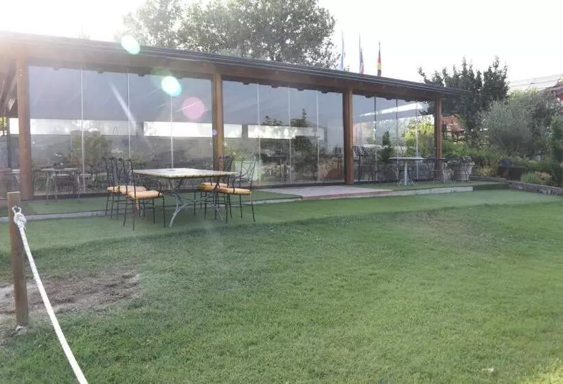 Aamiaismajoitus (B&B) Bosco D Olmi Country House