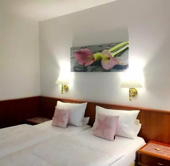 Hotelli Garni Vierjahreszeiten