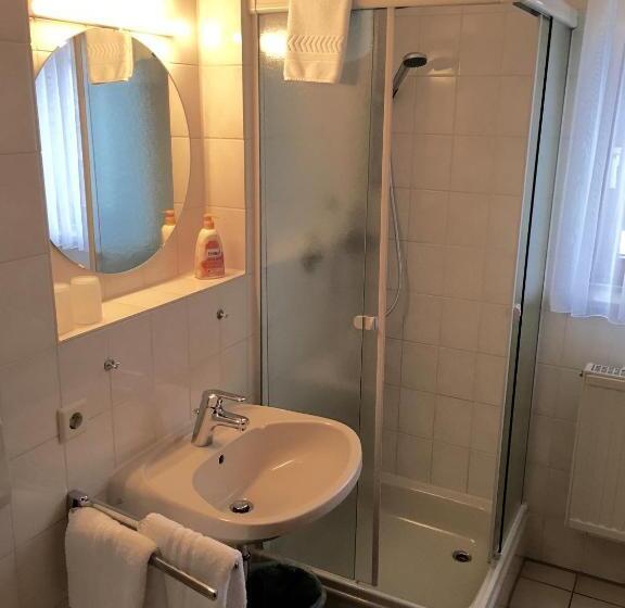 호텔 Garni Vierjahreszeiten