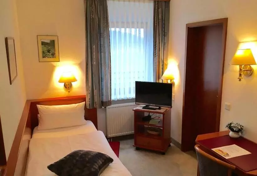 Hotelli Garni Vierjahreszeiten