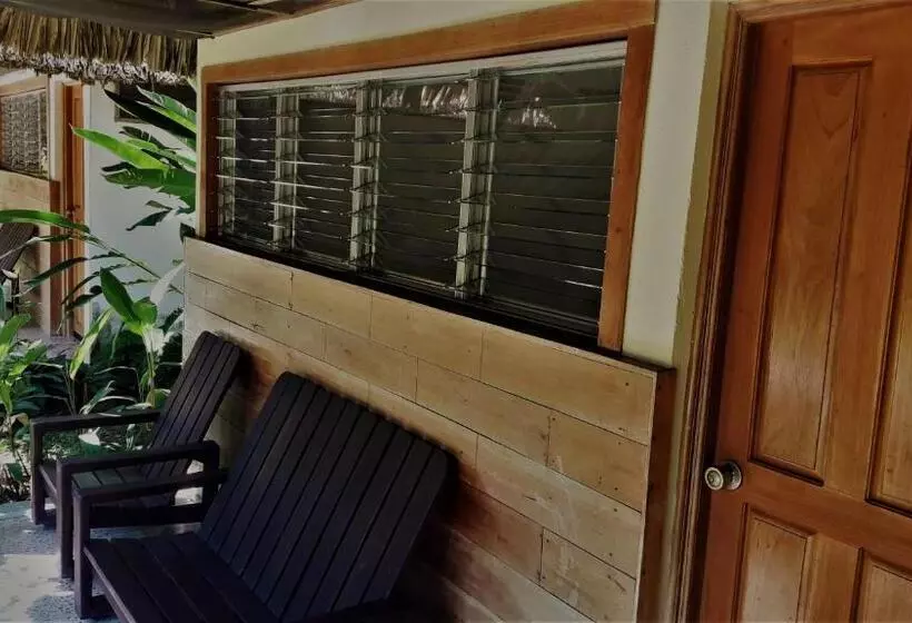 هتل Tikal Inn