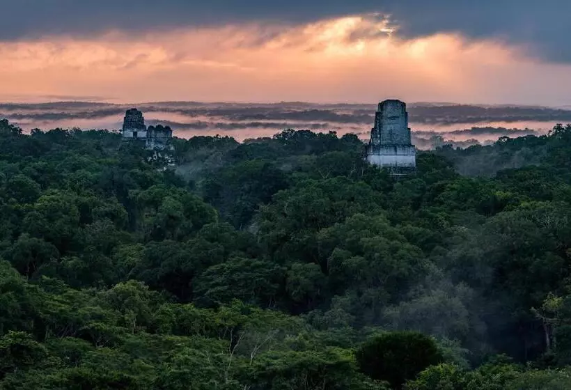 هتل Tikal Inn