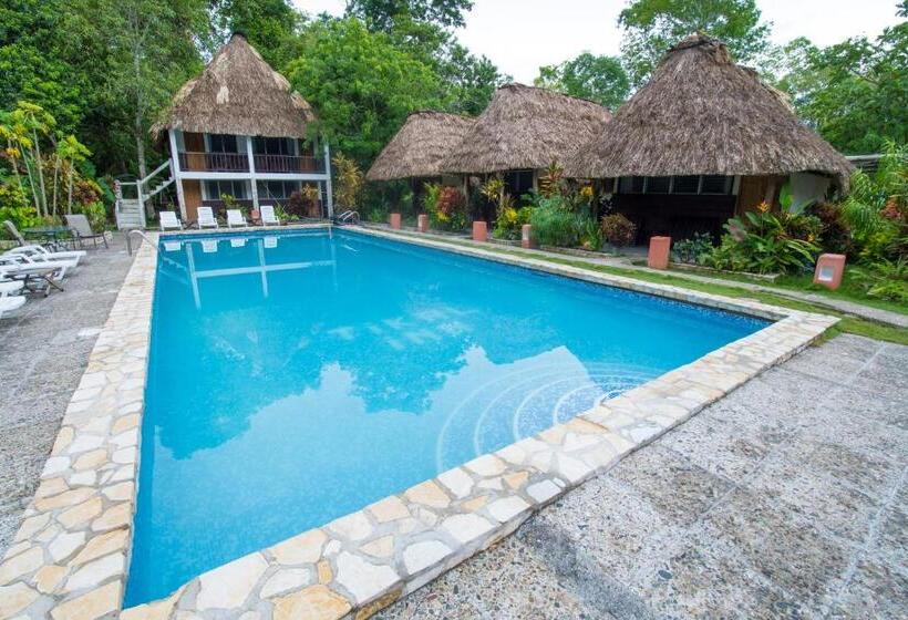 هتل Tikal Inn