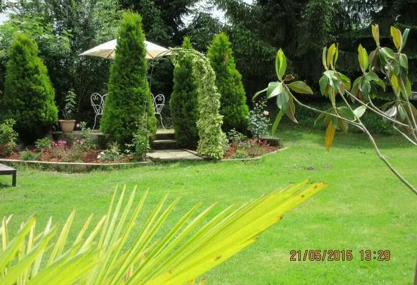 Aamiaismajoitus (B&B) Domaine Le Chec