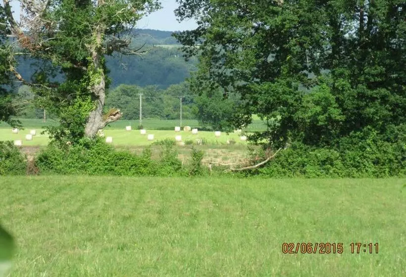 Aamiaismajoitus (B&B) Domaine Le Chec