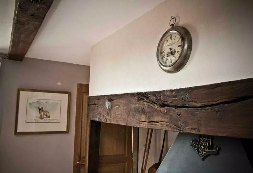 Aamiaismajoitus (B&B) Domaine Le Chec