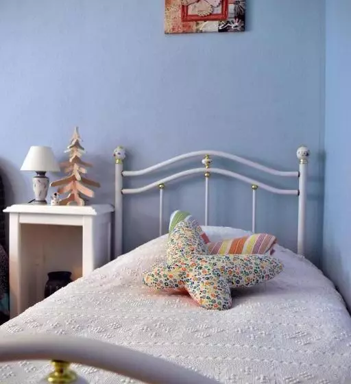 Aamiaismajoitus (B&B) Douce Vallee