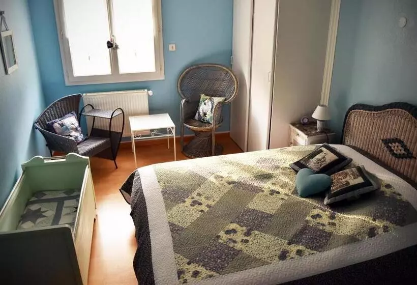 Aamiaismajoitus (B&B) Douce Vallee