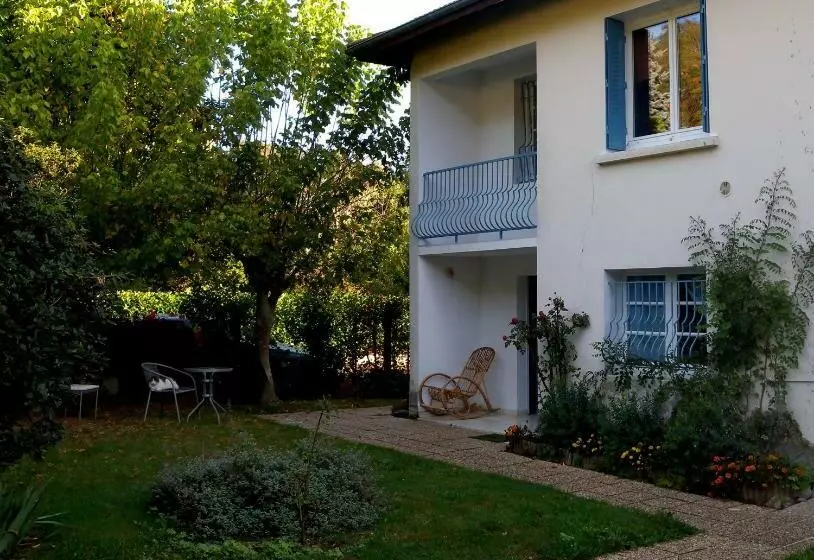 Aamiaismajoitus (B&B) Gîte Au Gré De L Adour