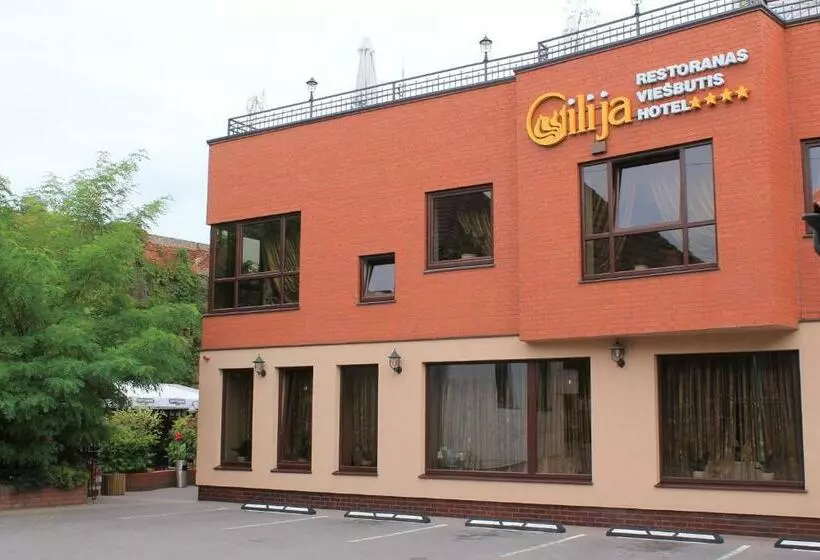 هتل Gilija