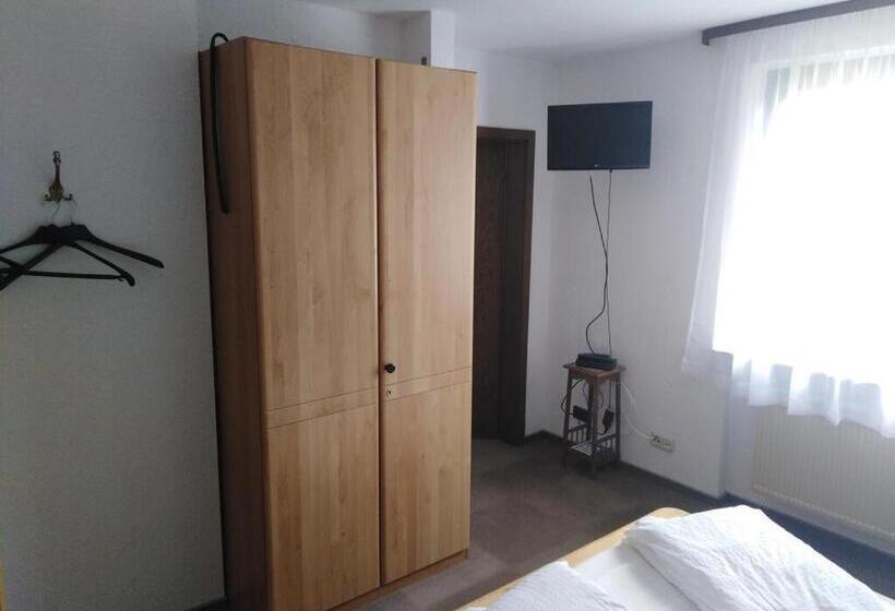 בית מלון כפרי | Restaurant | Forellenzucht