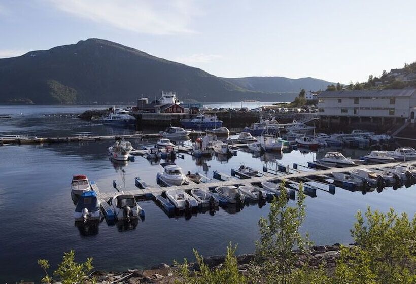 בית מלון כפרי Stetind