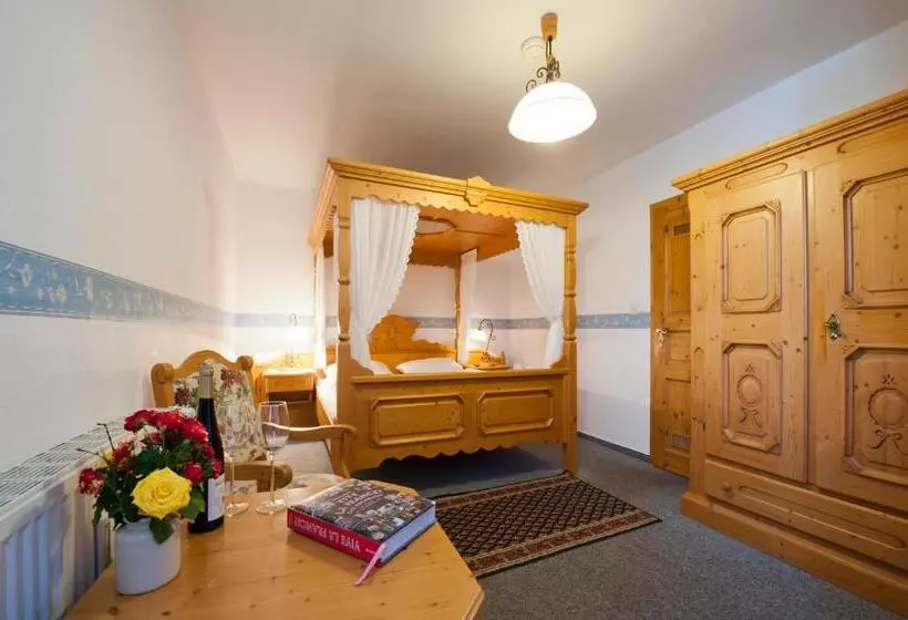 Hotelli Zum Engel In Speyer   Römerberg