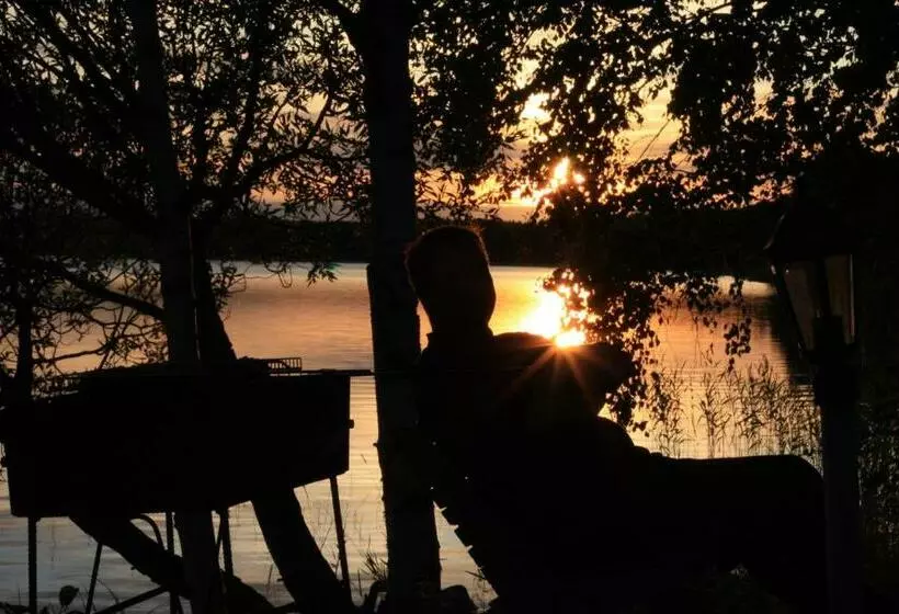 モーテル Lomasaaret