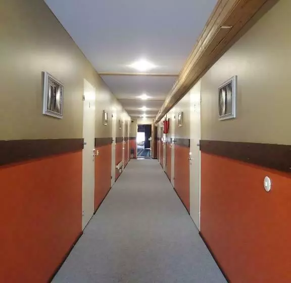 モーテル Lomasaaret