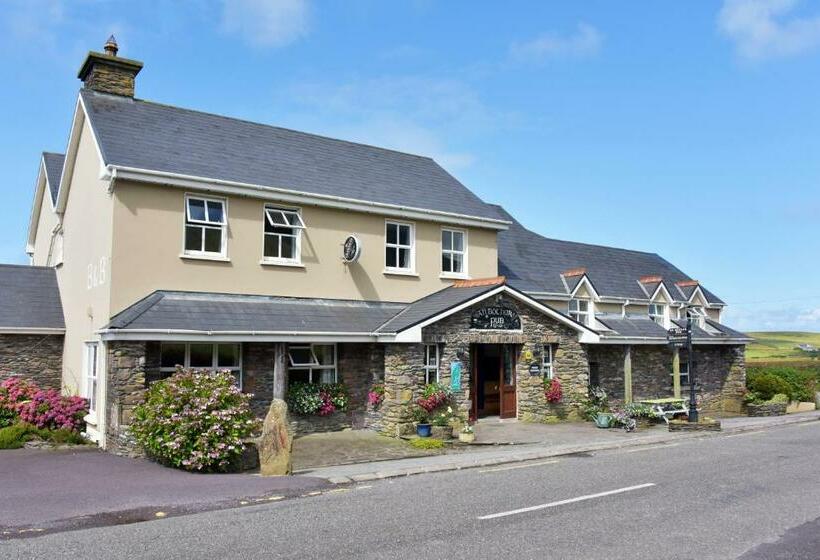 פנסיון An Bothar Pub