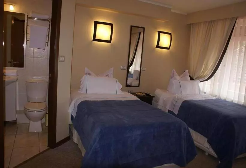 Villa Baviera, Hotel Baviera Chile