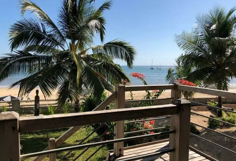 تختخواب و صبحانه Le Transat