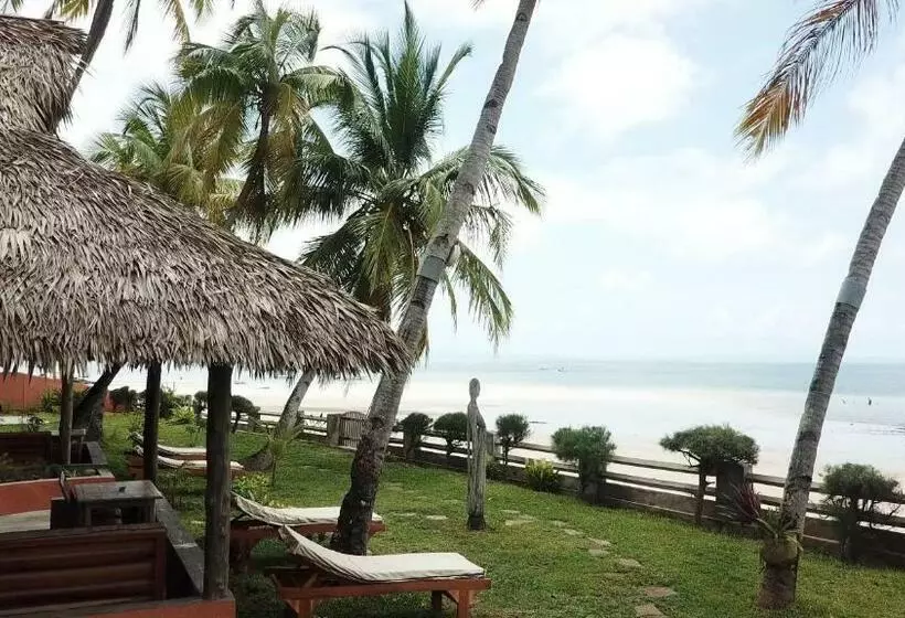 تختخواب و صبحانه Le Transat