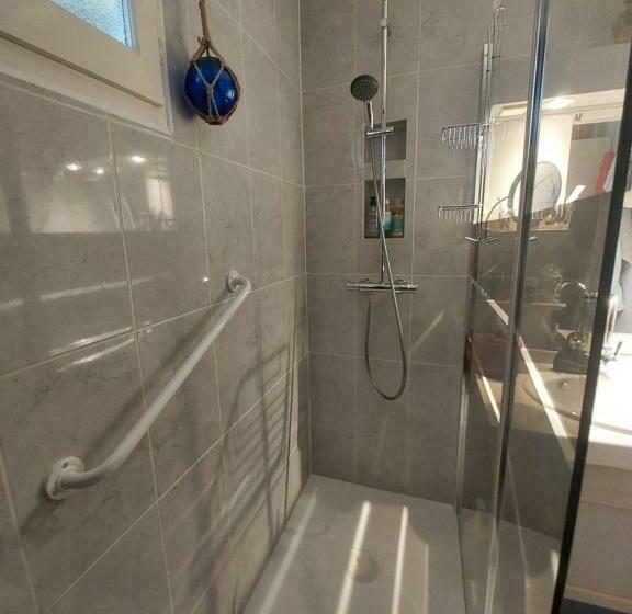 مبيت وإفطار Les Petits Paniers