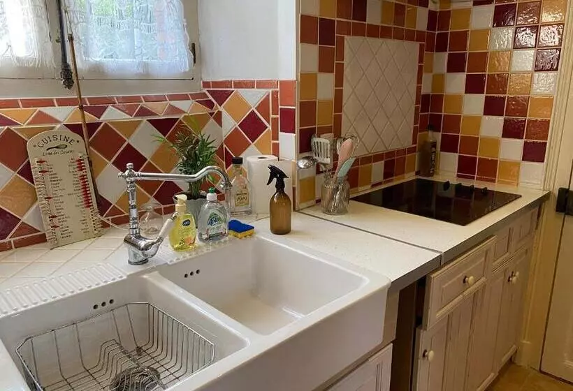 Aamiaismajoitus (B&B) Maison De Haouret