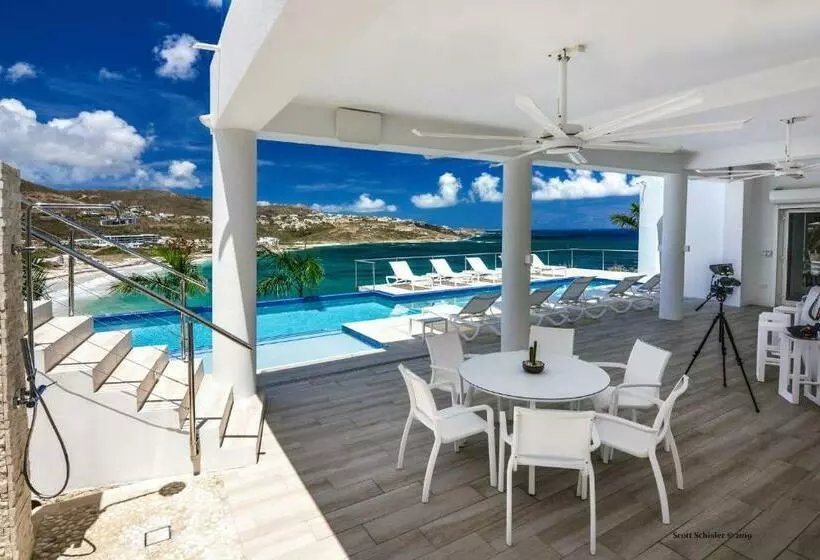 تختخواب و صبحانه Villa Amalia