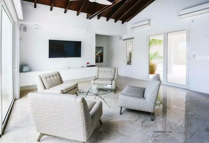 تختخواب و صبحانه Villa Amalia