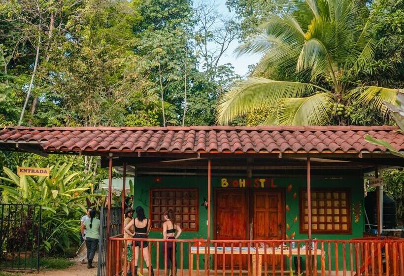Corcovado Foundation Biohostel