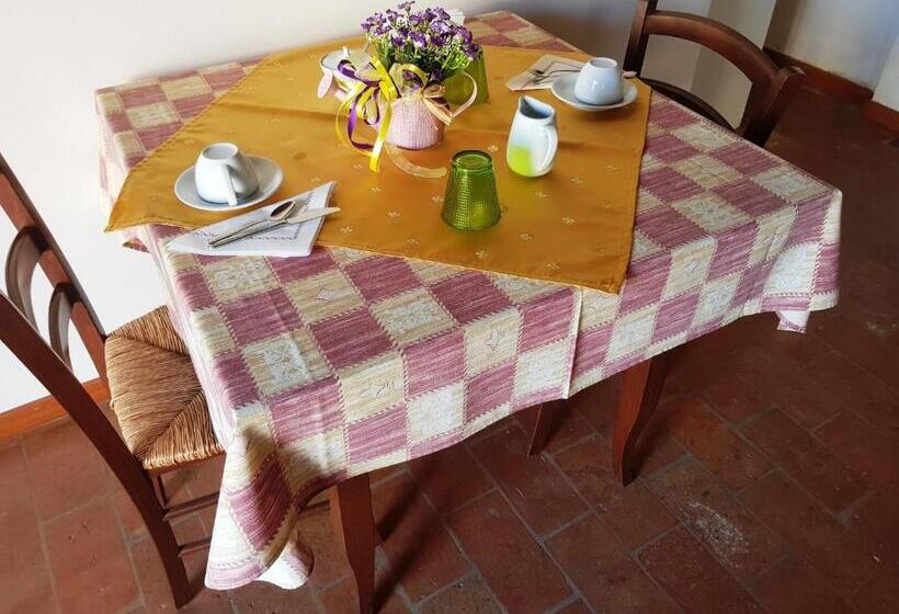 فندق Agriturismo La Scuderia