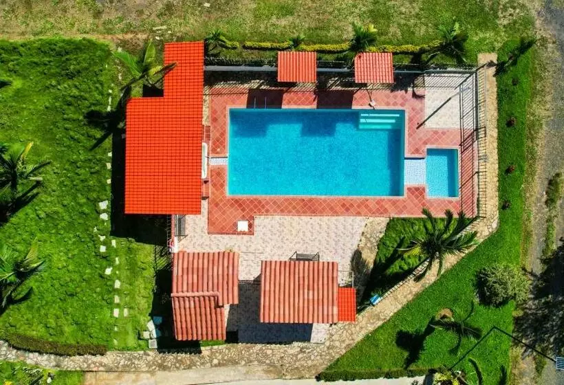 Hotelli Altamira Bio