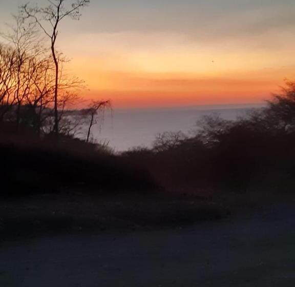 هتل Cabinas Coco Azul Guanacaste