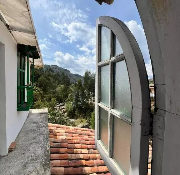 Hotelli Calicanto Real Cafe Museo